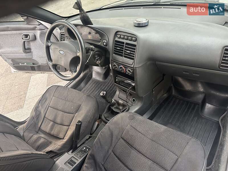 Хэтчбек ВАЗ / Lada 2112 2008 в Краматорске