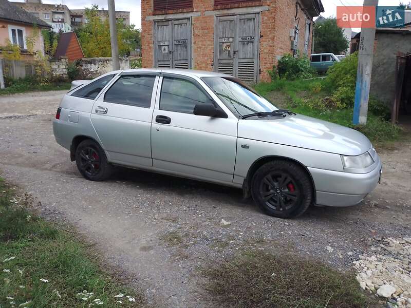 Хетчбек ВАЗ / Lada 2112 2004 в Томашполі