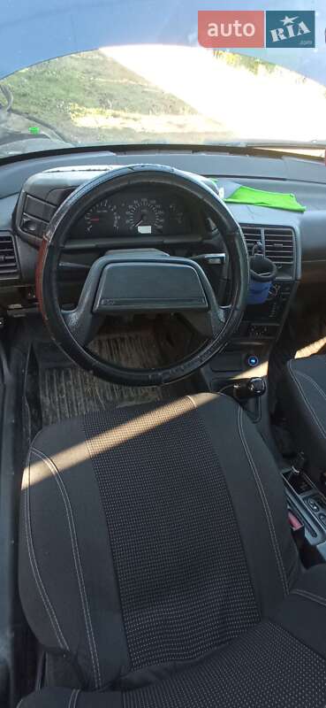 Хетчбек ВАЗ / Lada 2112 2005 в Дніпрі фото 5 Хетчбек ВАЗ / Lada 2112 2005 в Дніпрі