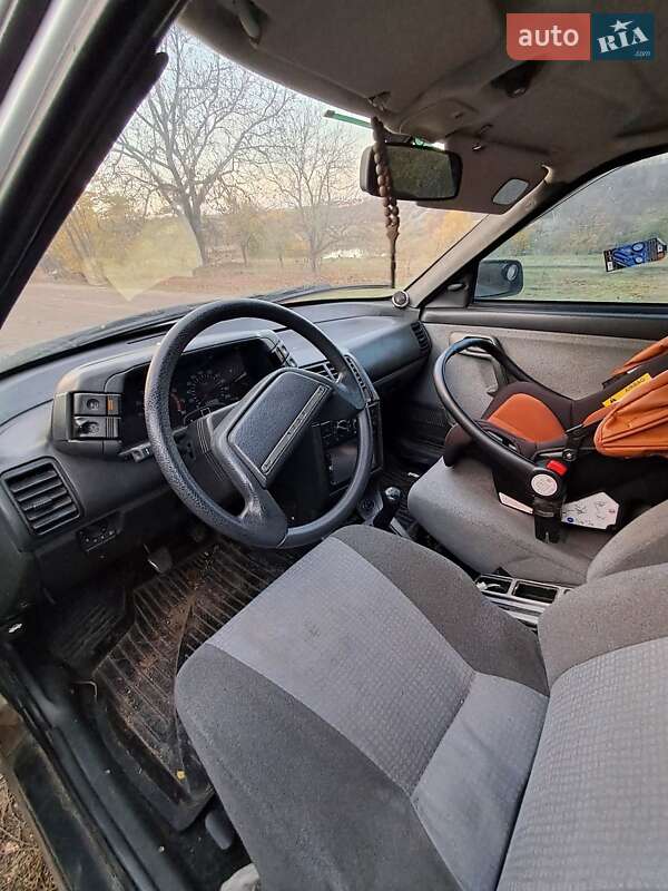 Хэтчбек ВАЗ / Lada 2112 2007 в Александрие фото 6 Хэтчбек ВАЗ / Lada 2112 2007 в Александрие