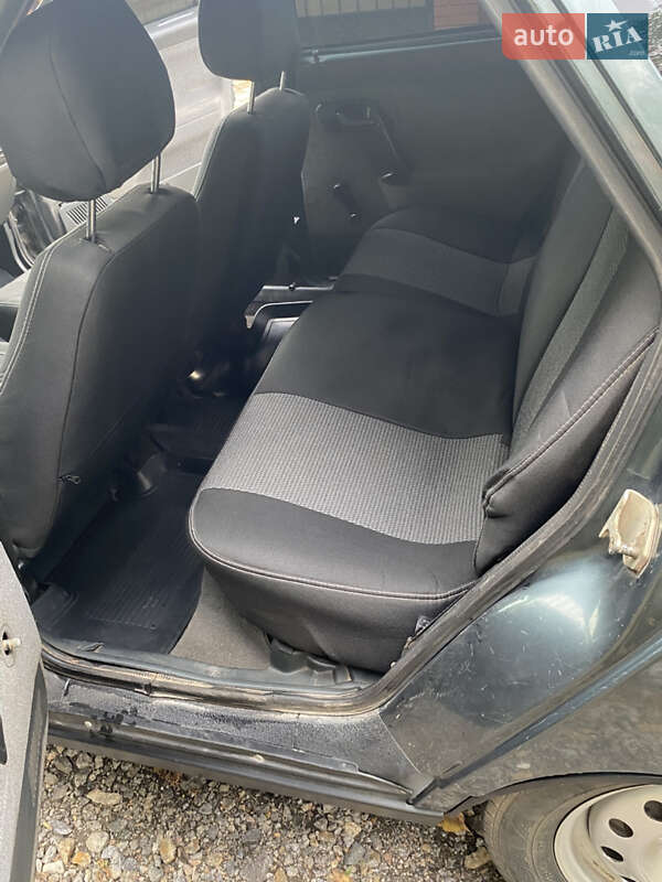 Хэтчбек ВАЗ / Lada 2112 2006 в Одессе фото 9 Хэтчбек ВАЗ / Lada 2112 2006 в Одессе