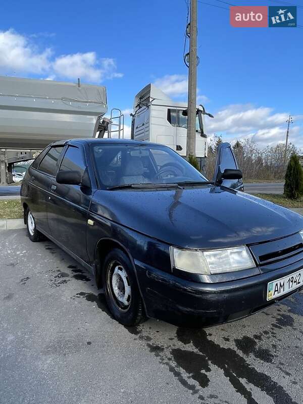 Хэтчбек ВАЗ / Lada 2112 2005 в Любаре фото 4 Хэтчбек ВАЗ / Lada 2112 2005 в Любаре