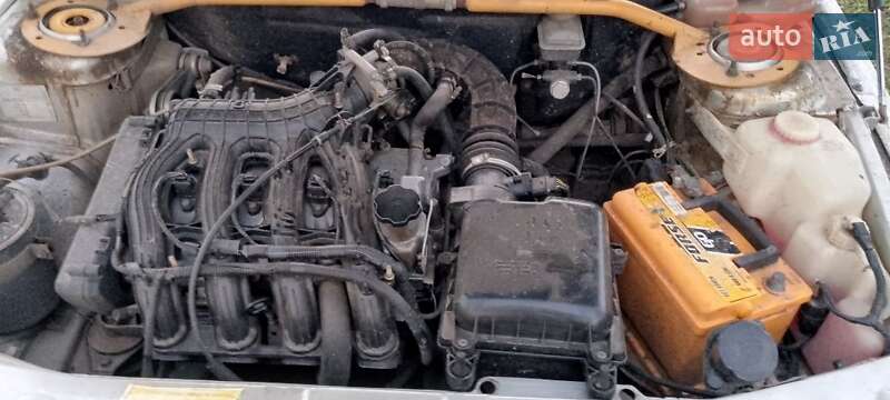 Хэтчбек ВАЗ / Lada 2112 2005 в Кролевце фото 3 Хэтчбек ВАЗ / Lada 2112 2005 в Кролевце