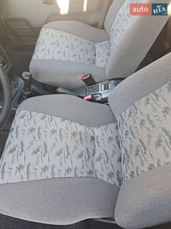 Хэтчбек ВАЗ / Lada 2112 2006 в Херсоне