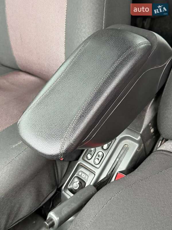 Хэтчбек ВАЗ / Lada 2112 2004 в Каменском