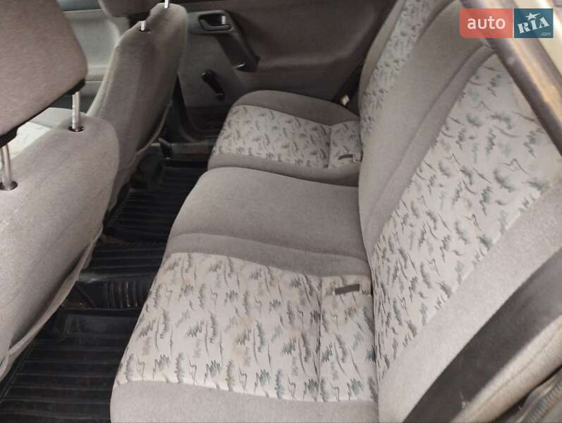 Хэтчбек ВАЗ / Lada 2112 2006 в Харькове фото 7 Хэтчбек ВАЗ / Lada 2112 2006 в Харькове