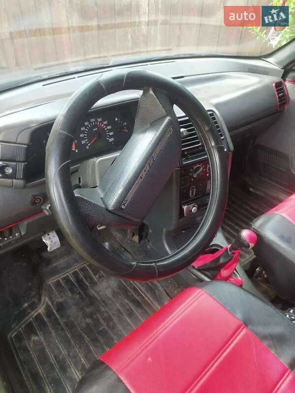 Хэтчбек ВАЗ / Lada 2112 2006 в Чернигове