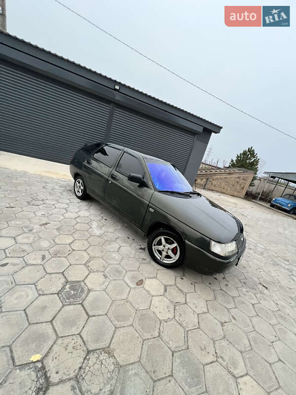 Хэтчбек ВАЗ / Lada 2112 2005 в Вознесенске фото 4 Хэтчбек ВАЗ / Lada 2112 2005 в Вознесенске