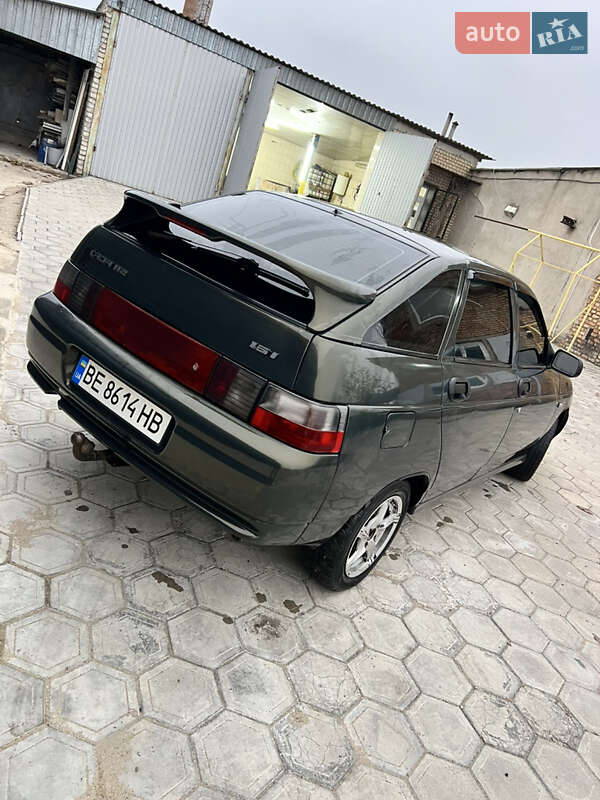 Хэтчбек ВАЗ / Lada 2112 2005 в Вознесенске фото 6 Хэтчбек ВАЗ / Lada 2112 2005 в Вознесенске