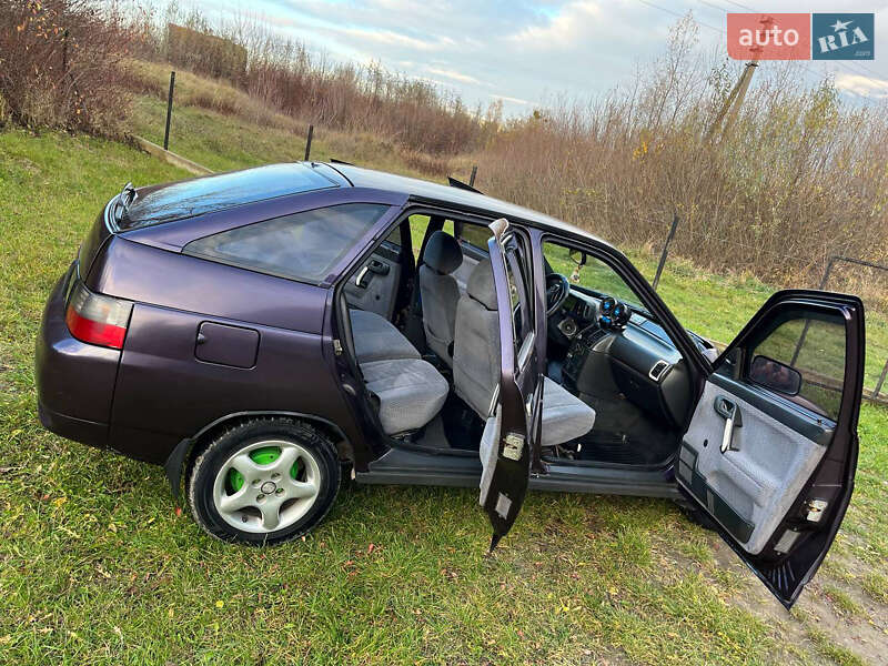 Хэтчбек ВАЗ / Lada 2112 2002 в Золочеве