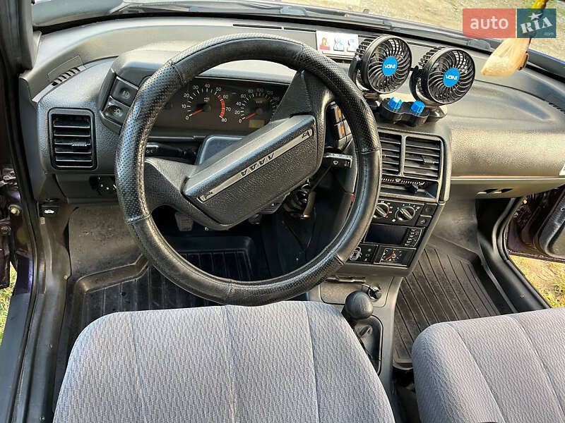 Хэтчбек ВАЗ / Lada 2112 2002 в Золочеве