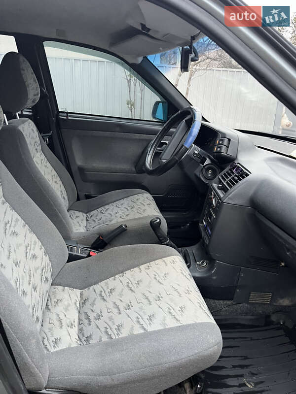 Хетчбек ВАЗ / Lada 2112 2006 в Бару фото 10 Хетчбек ВАЗ / Lada 2112 2006 в Бару