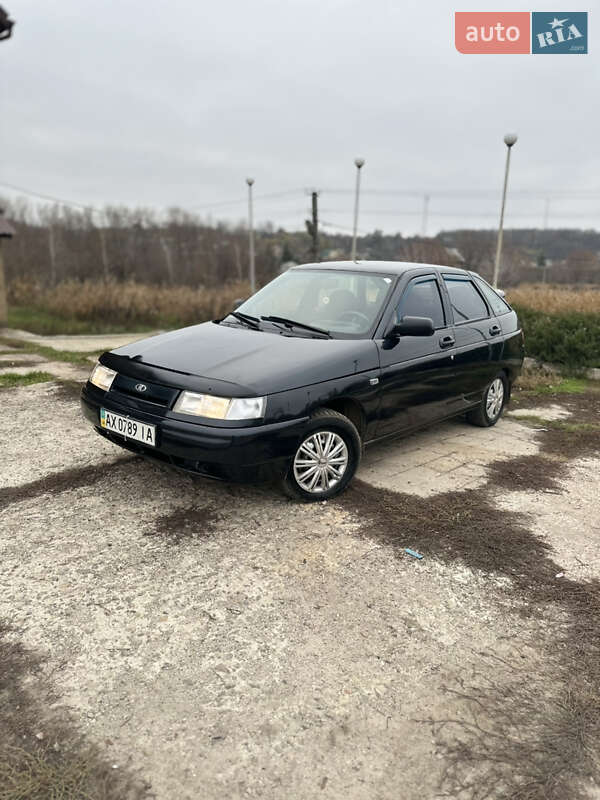 Хэтчбек ВАЗ / Lada 2112 2005 в Мерефа фото 7 Хэтчбек ВАЗ / Lada 2112 2005 в Мерефа