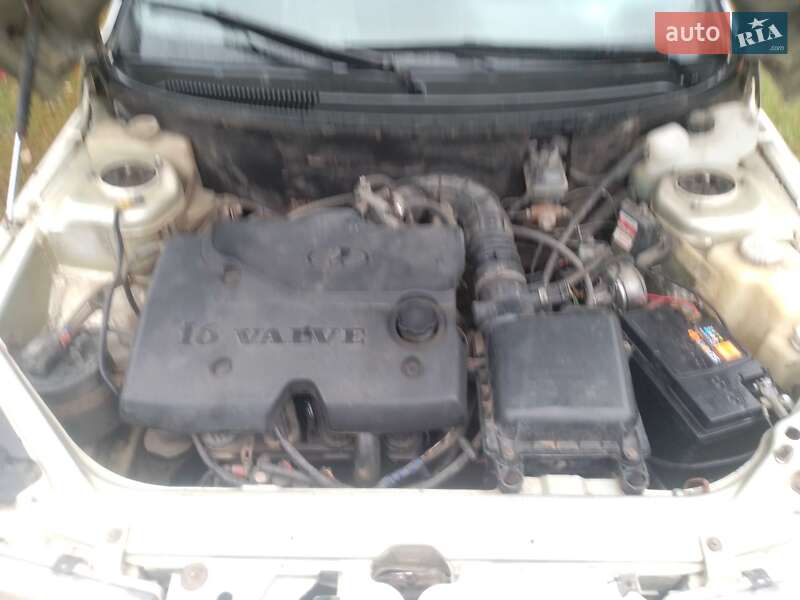 Хэтчбек ВАЗ / Lada 2112 2006 в Умани фото Хэтчбек ВАЗ / Lada 2112 2006 в Умани