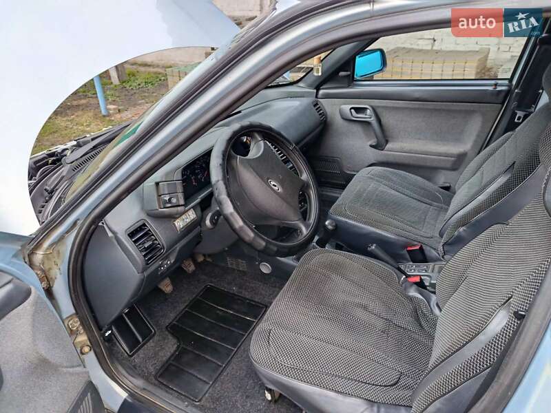 Хэтчбек ВАЗ / Lada 2112 2005 в Сребном