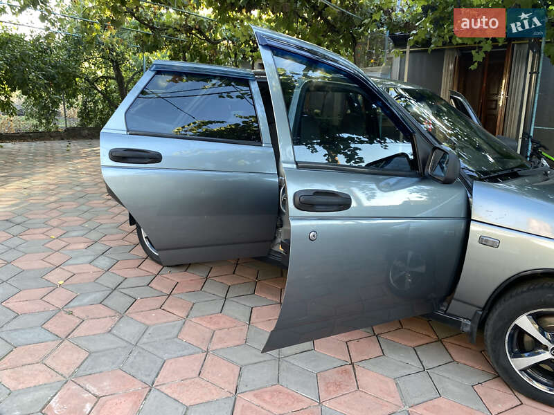 Хэтчбек ВАЗ / Lada 2112 2012 в Первомайске