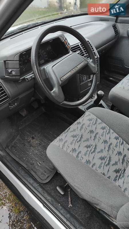 Хетчбек ВАЗ / Lada 2112 2006 в Вараші