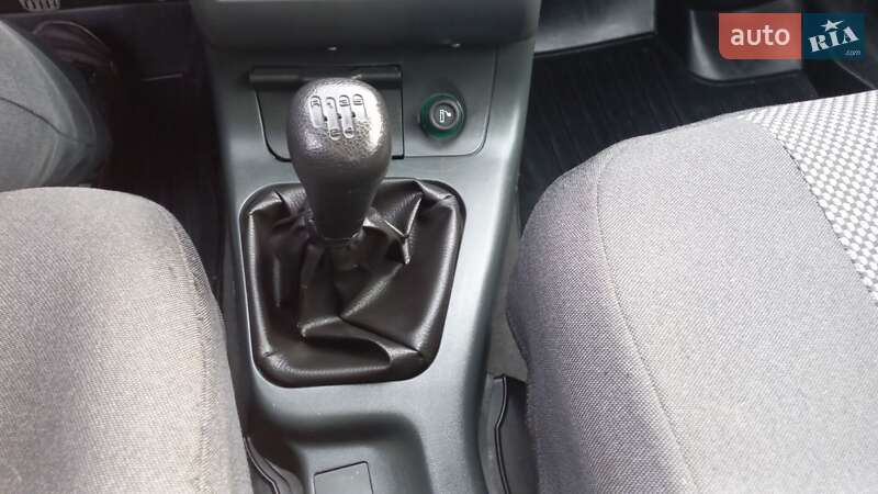 Хэтчбек ВАЗ / Lada 2112 2006 в Николаеве фото 25 Хэтчбек ВАЗ / Lada 2112 2006 в Николаеве