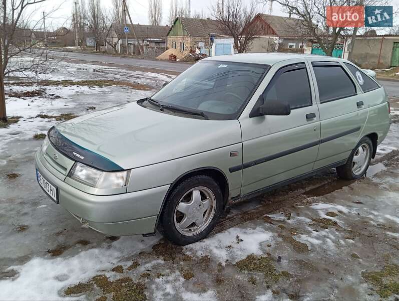 Хэтчбек ВАЗ / Lada 2112 2006 в Вознесенске