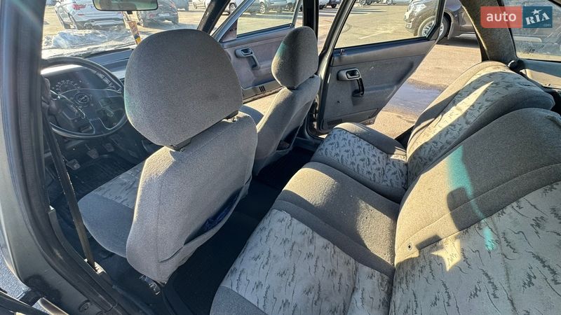 Хэтчбек ВАЗ / Lada 2112 2006 в Киеве