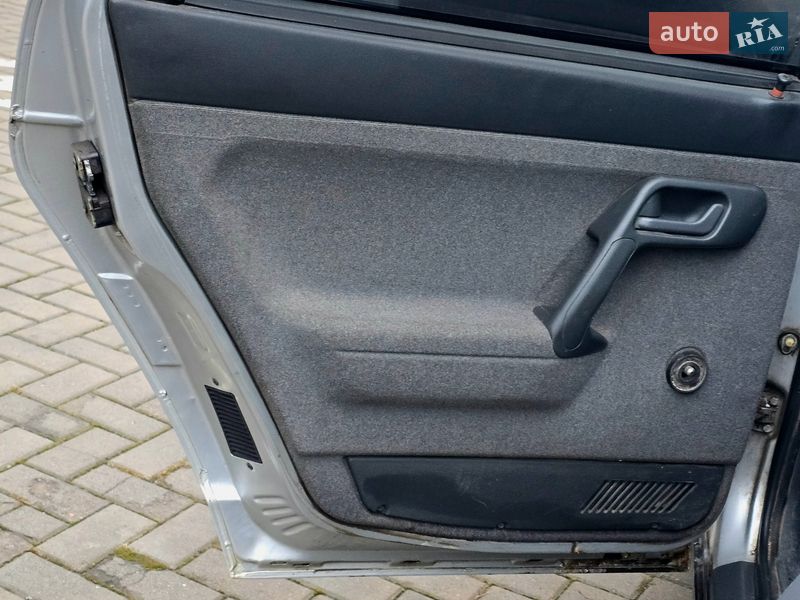 Хэтчбек ВАЗ / Lada 2112 2004 в Харькове