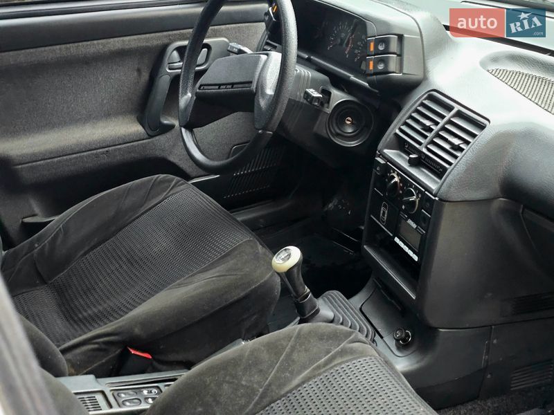 Хэтчбек ВАЗ / Lada 2112 2004 в Харькове