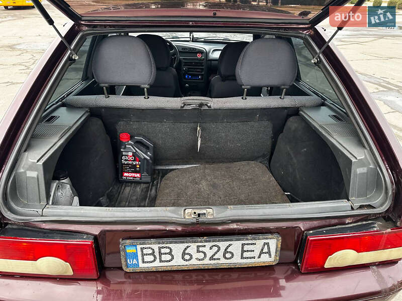 Хетчбек ВАЗ / Lada 2113 Samara 2012 в Черкасах