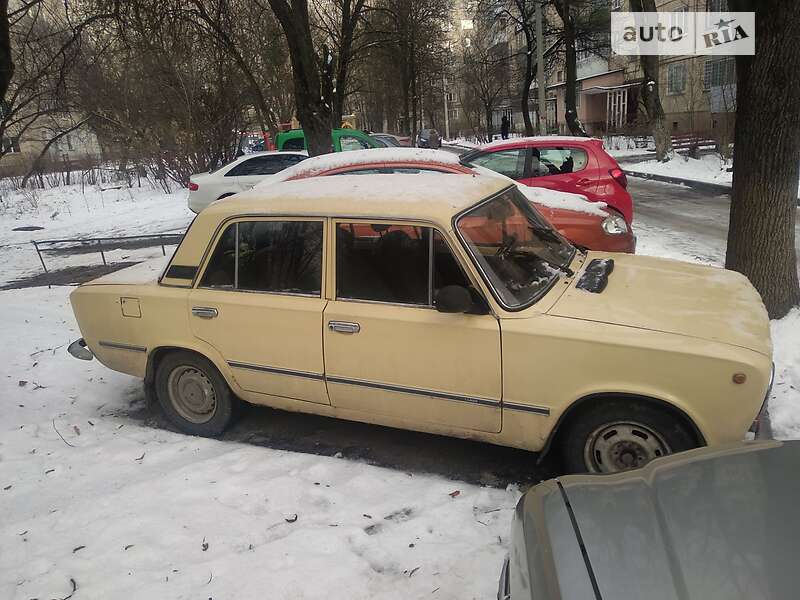 Седан ВАЗ / Lada 2113 Samara 1988 в Львове