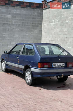 Хэтчбек ВАЗ 2113 Samara 2005 в 