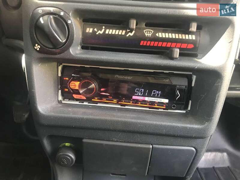 Хэтчбек ВАЗ / Lada 2113 Samara 2010 в Шостке фото 4 Хэтчбек ВАЗ / Lada 2113 Samara 2010 в Шостке