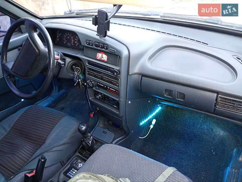 Хэтчбек ВАЗ / Lada 2113 Samara 2012 в Днепре