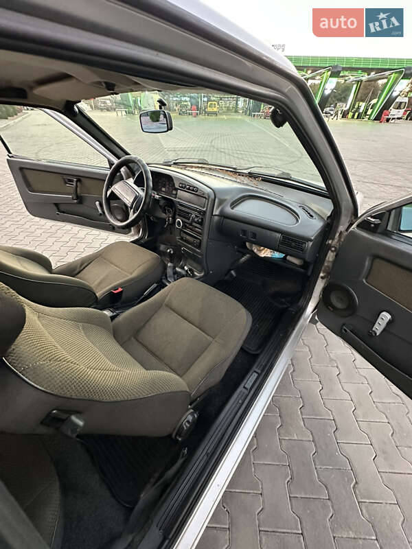 Хэтчбек ВАЗ / Lada 2113 Samara 2006 в Луцке