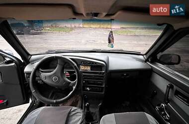 Хэтчбек ВАЗ 2113 Samara 2008 в  фото 2 Хэтчбек ВАЗ 2113 Samara 2008 в