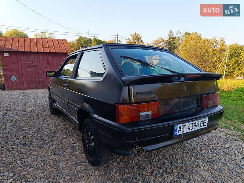 Хэтчбек ВАЗ / Lada 2113 Samara 2006 в Черновцах фото 6 Хэтчбек ВАЗ / Lada 2113 Samara 2006 в Черновцах