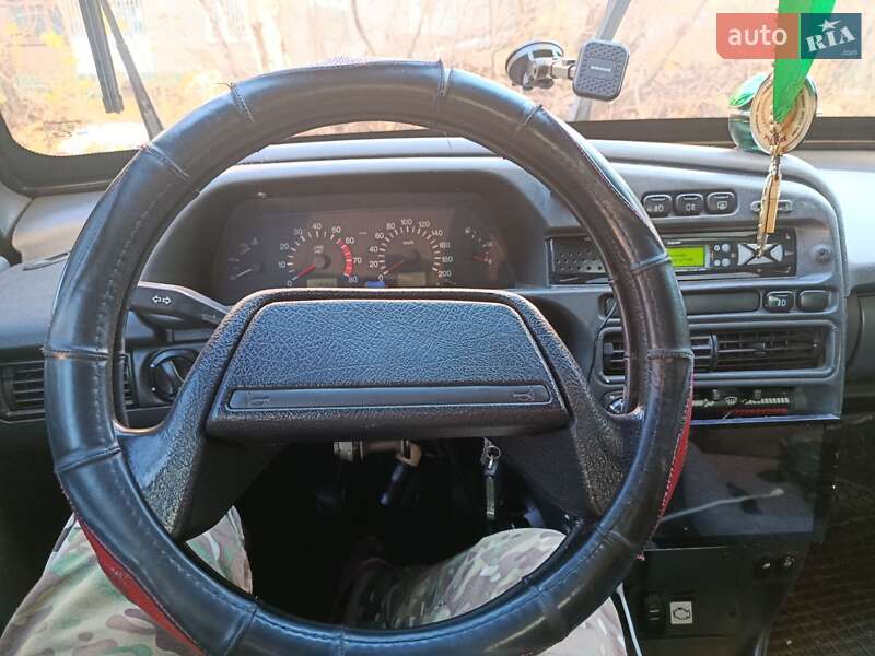 Хетчбек ВАЗ / Lada 2113 Samara 2008 в Коломиї фото 4 Хетчбек ВАЗ / Lada 2113 Samara 2008 в Коломиї