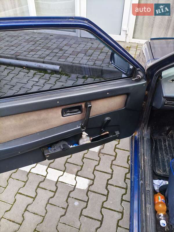 Хэтчбек ВАЗ / Lada 2113 Samara 2005 в Житомире