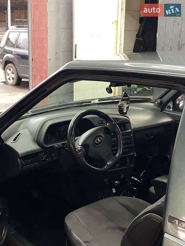 Хэтчбек ВАЗ / Lada 2113 Samara 2008 в Нежине фото 21 Хэтчбек ВАЗ / Lada 2113 Samara 2008 в Нежине