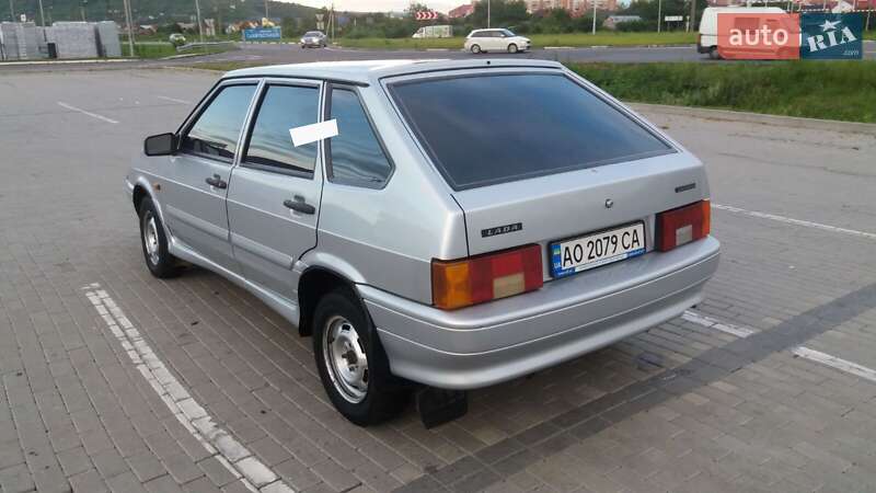 Хэтчбек ВАЗ / Lada 2114 Samara 2013 в Мукачево