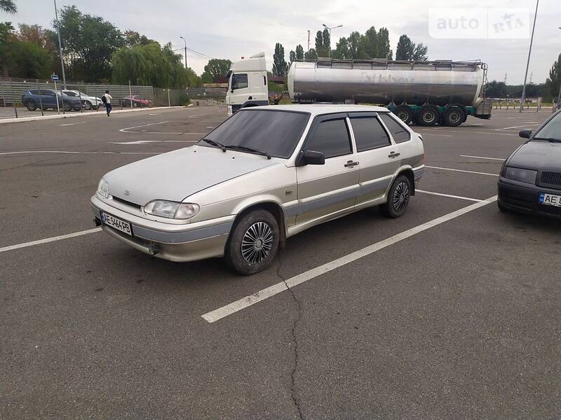 Хэтчбек ВАЗ / Lada 2114 Samara 2005 в Кривом Роге