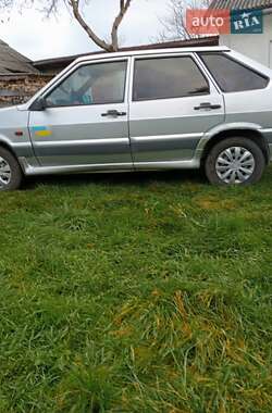 Хетчбек ВАЗ / Lada 2114 Samara 2004 в Городку