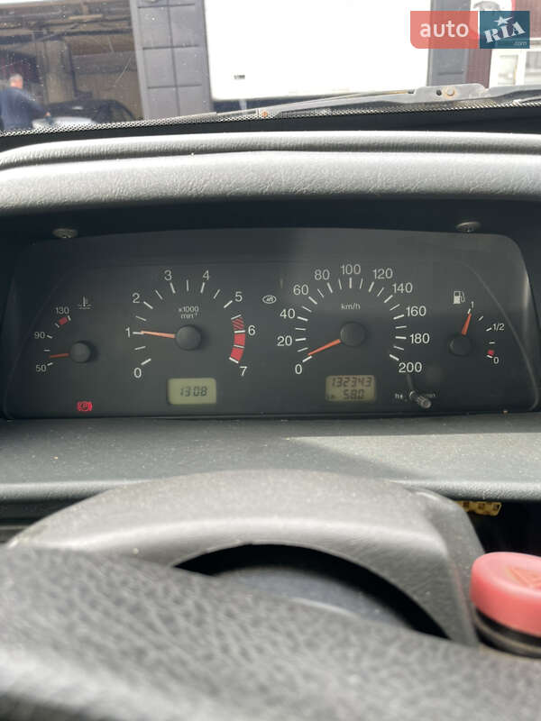 Хэтчбек ВАЗ / Lada 2114 Samara 2011 в Киеве