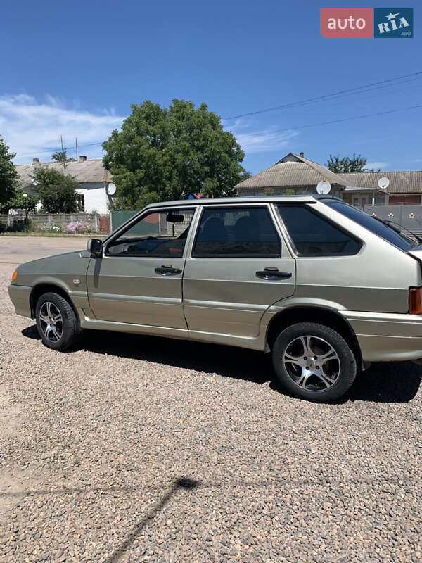 Хэтчбек ВАЗ / Lada 2114 Samara 2006 в Гайсине