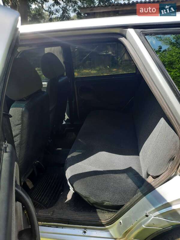 Хэтчбек ВАЗ / Lada 2114 Samara 2010 в Конотопе