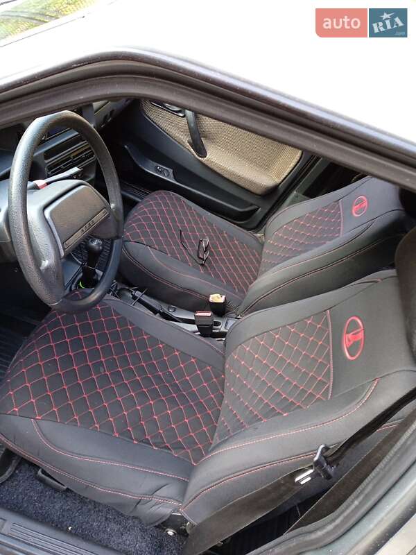 Хэтчбек ВАЗ / Lada 2114 Samara 2005 в Тернополе