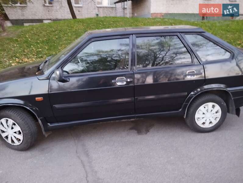 Хэтчбек ВАЗ / Lada 2114 Samara 2011 в Каневе