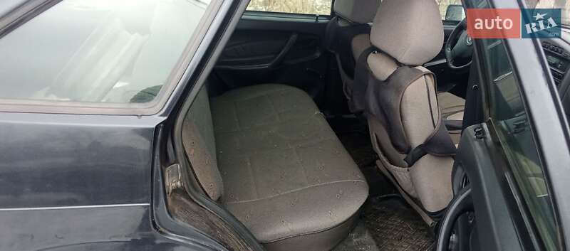 Хэтчбек ВАЗ / Lada 2114 Samara 2005 в Золочеве фото 11 Хэтчбек ВАЗ / Lada 2114 Samara 2005 в Золочеве