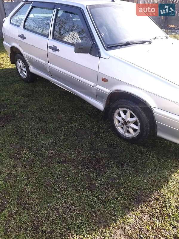 Хетчбек ВАЗ / Lada 2114 Samara 2007 в Чернівцях