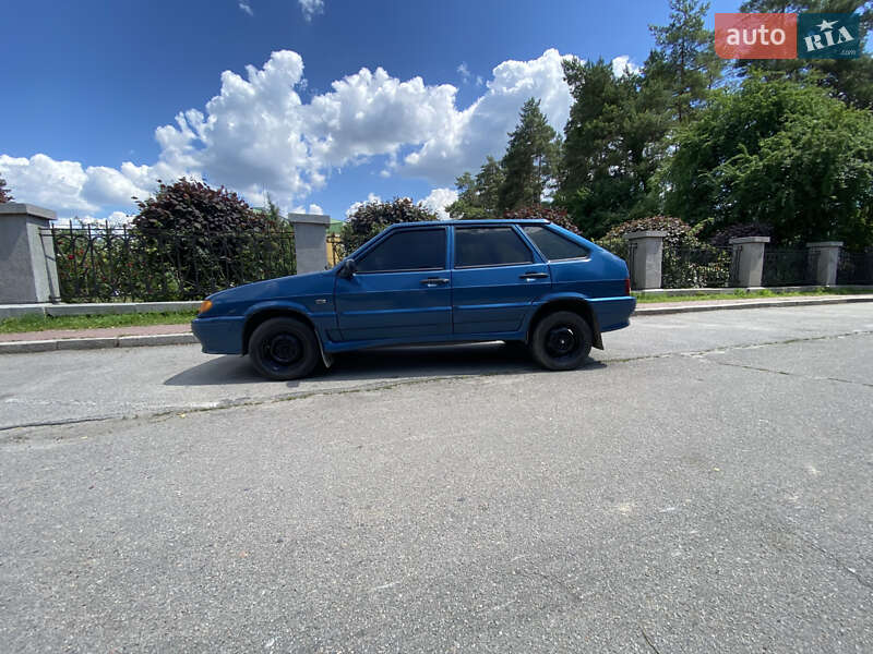 Хетчбек ВАЗ / Lada 2114 Samara 2004 в Умані