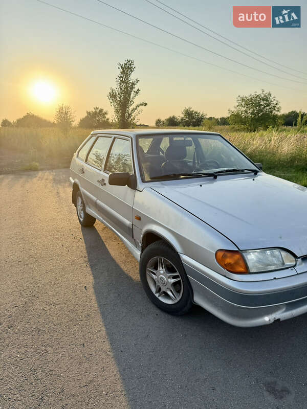 Хэтчбек ВАЗ / Lada 2114 Samara 2005 в Обухове