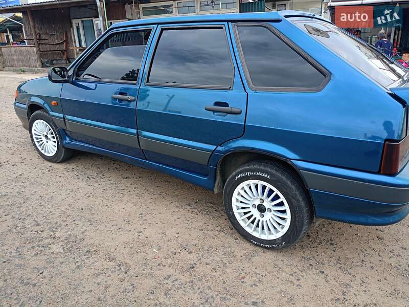 Хетчбек ВАЗ / Lada 2114 Samara 2004 в Кучургані